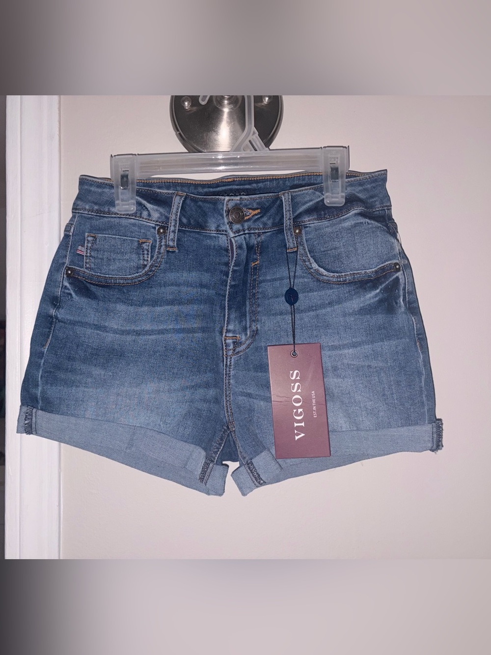 Vigoss Blue Denim Rolled-Hem Mid-Rise Women's Shorts